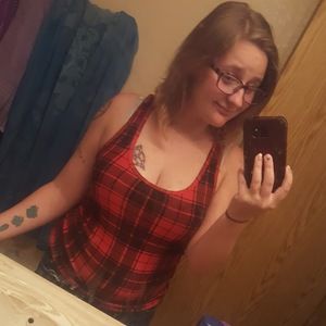 Meet your Posher, Suzanne